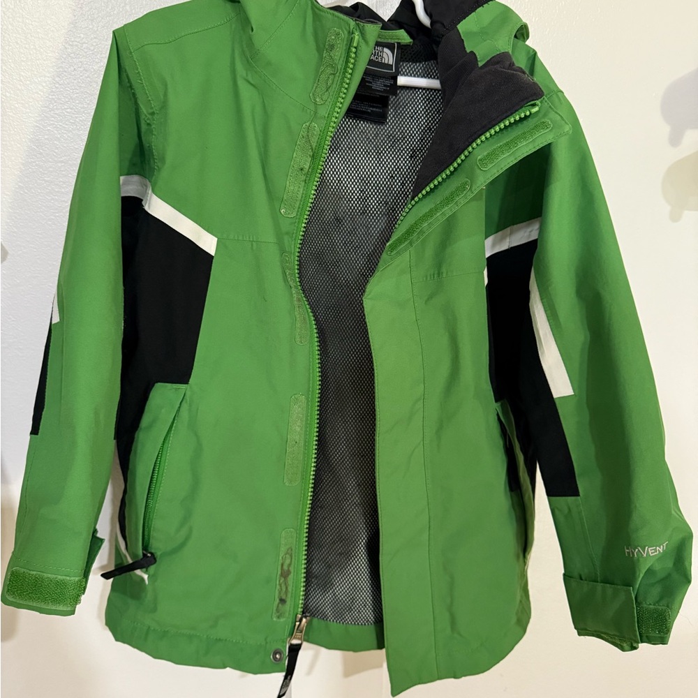 The North Face Kids Green and Black Raincoat - Picture 2 of 4